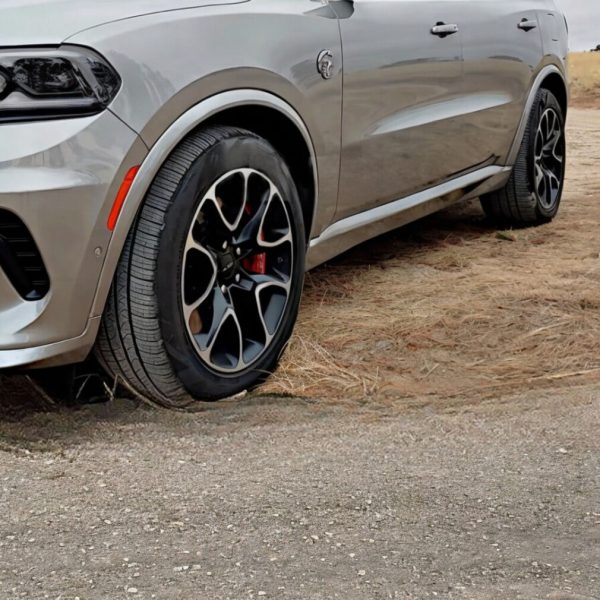2021-srt-hellcat-style-side-skirts-set-durango-14-23-1.jpg 2021-srt-hellcat-style-side-skirts-set-durango-14-23-1.jpg