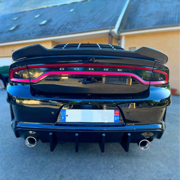 srt-2021-style-rear-bumper-diffuser-with-fins-charger-15-23