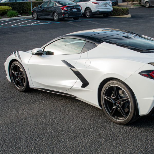 v3-style-side-skirts-matte-black-corvette-20-24-c8