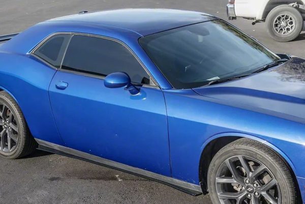 v4-side-skirts-gloss-black-challenger-15-23